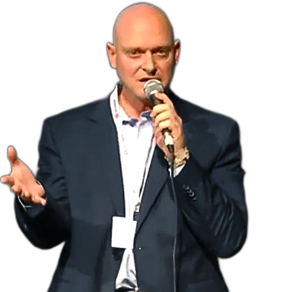 איתי אנגלנדר מרצה בכנס